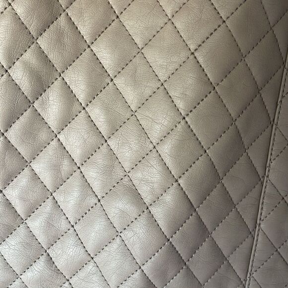 Faux quilted tan leather jackets - Picture 8 of 9